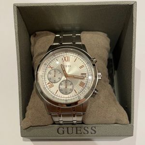 Guess Men’s Watch, NEW, silver tone bracelet